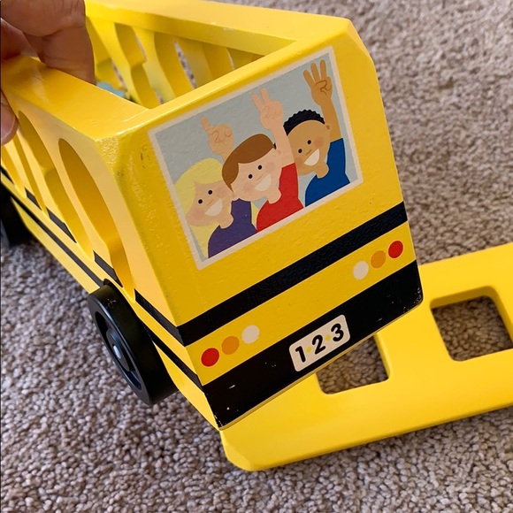 Classic Toy Number Matching Math Bus - Picture 8 of 8